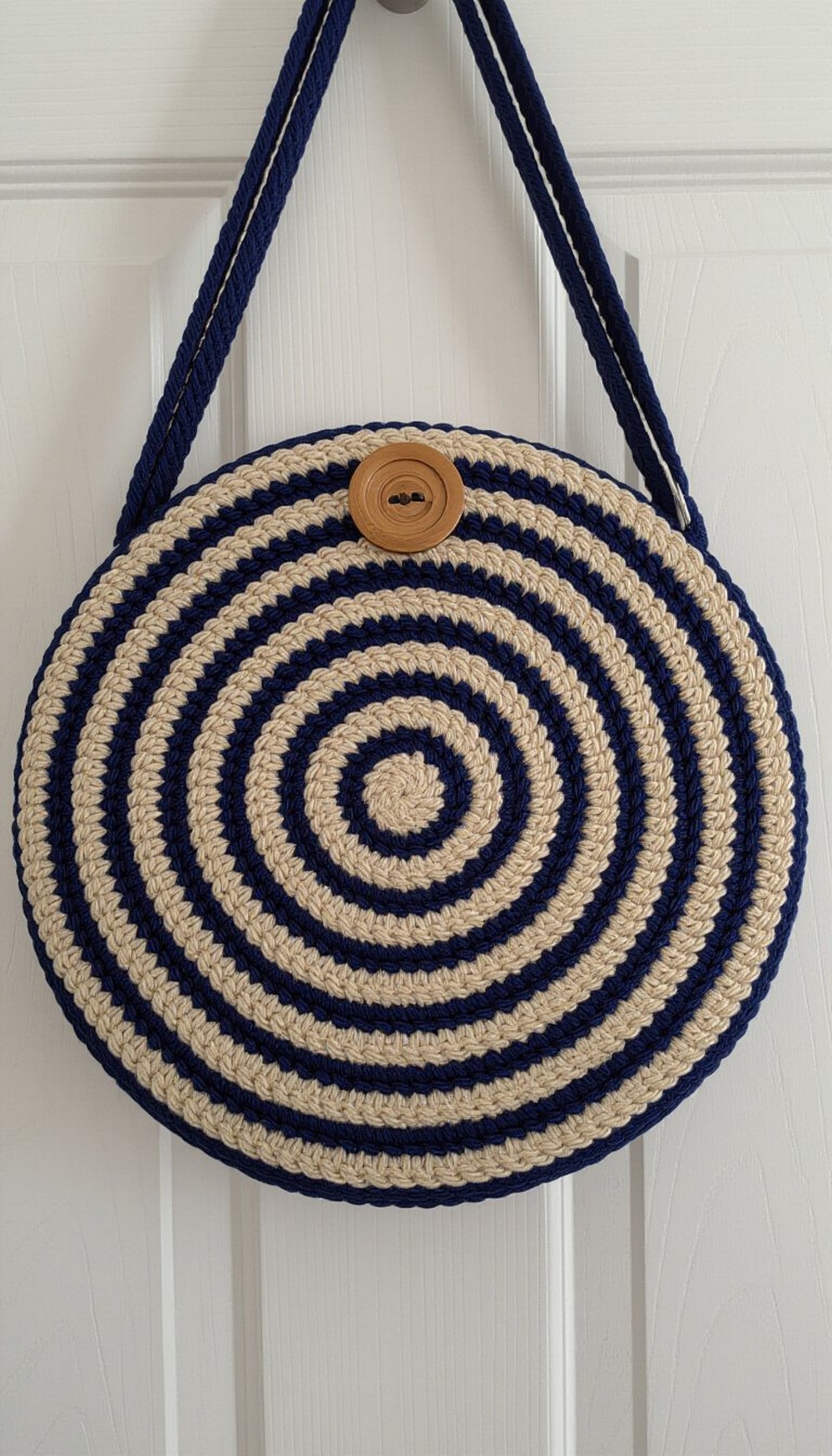 Spiral Shoulder Bag