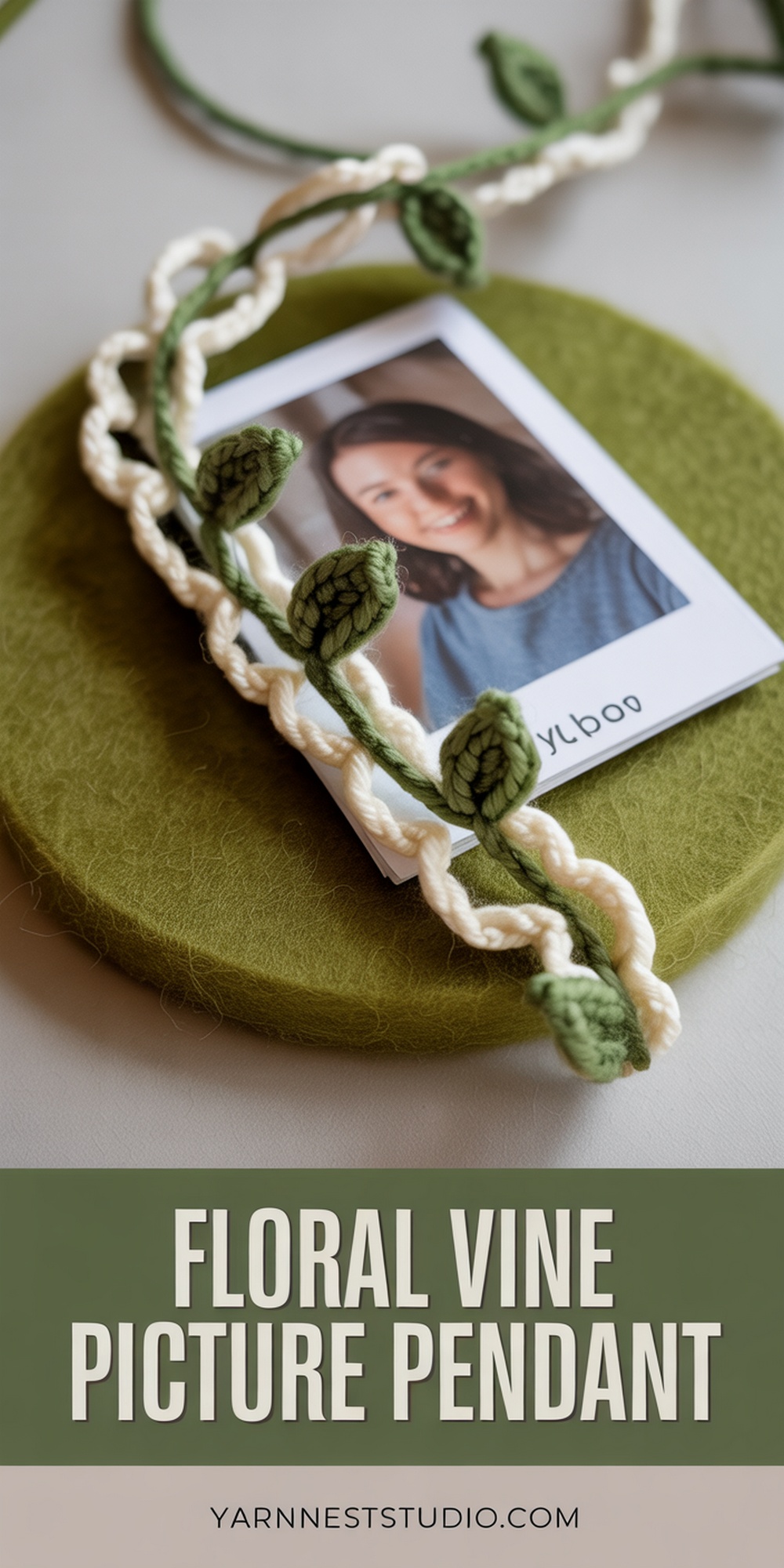 Floral Vine Picture Pendant