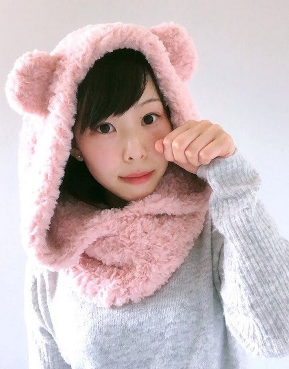 Fluffy Hooded Bear Cowl