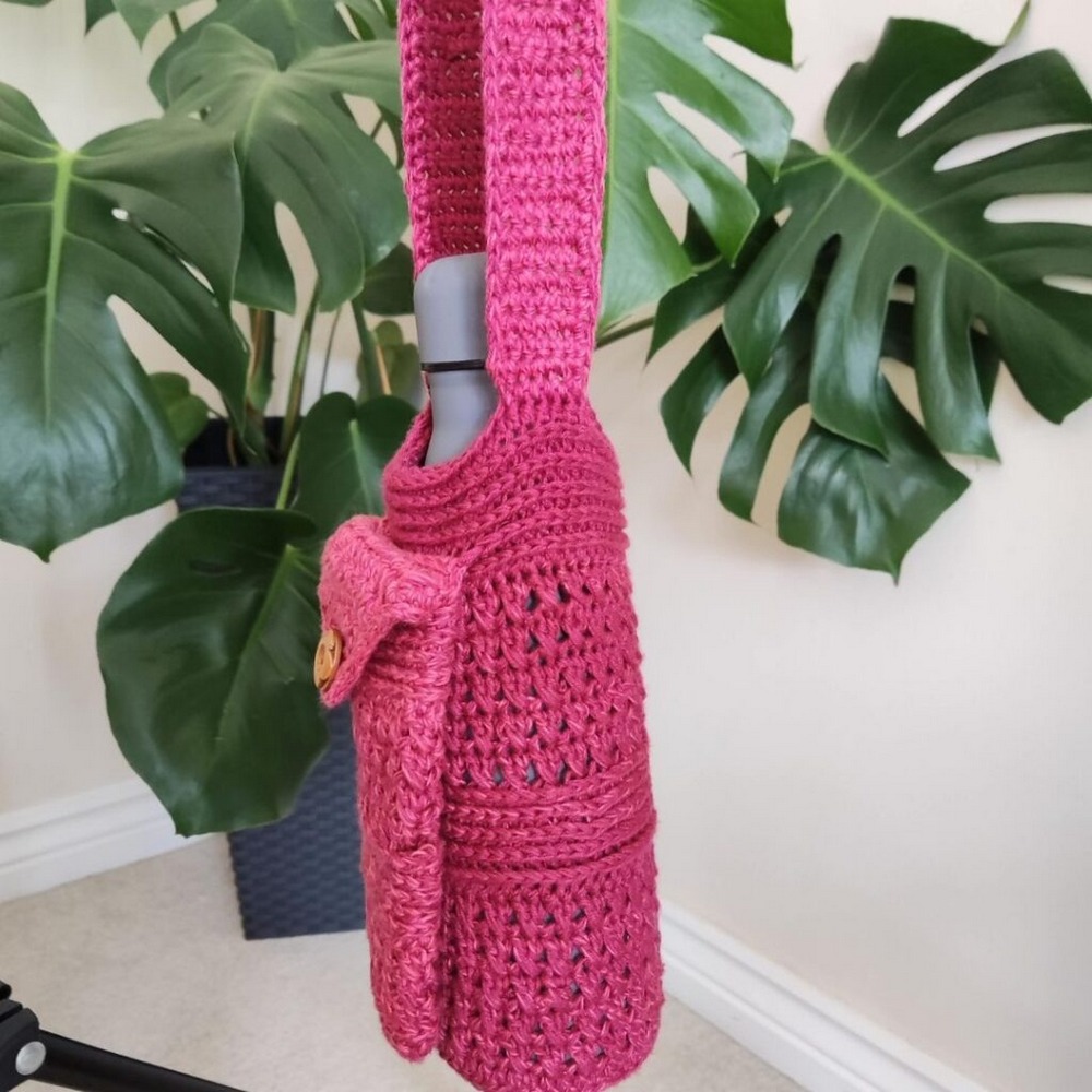 Roo Water Bottle Holder with Phone Pouch