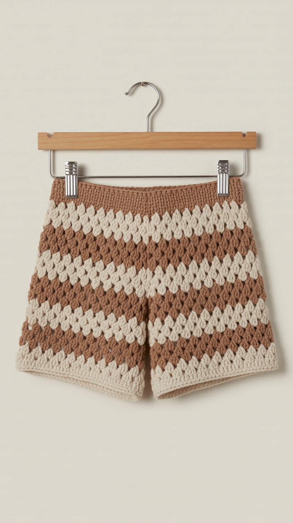 Granny Stripes Shorts