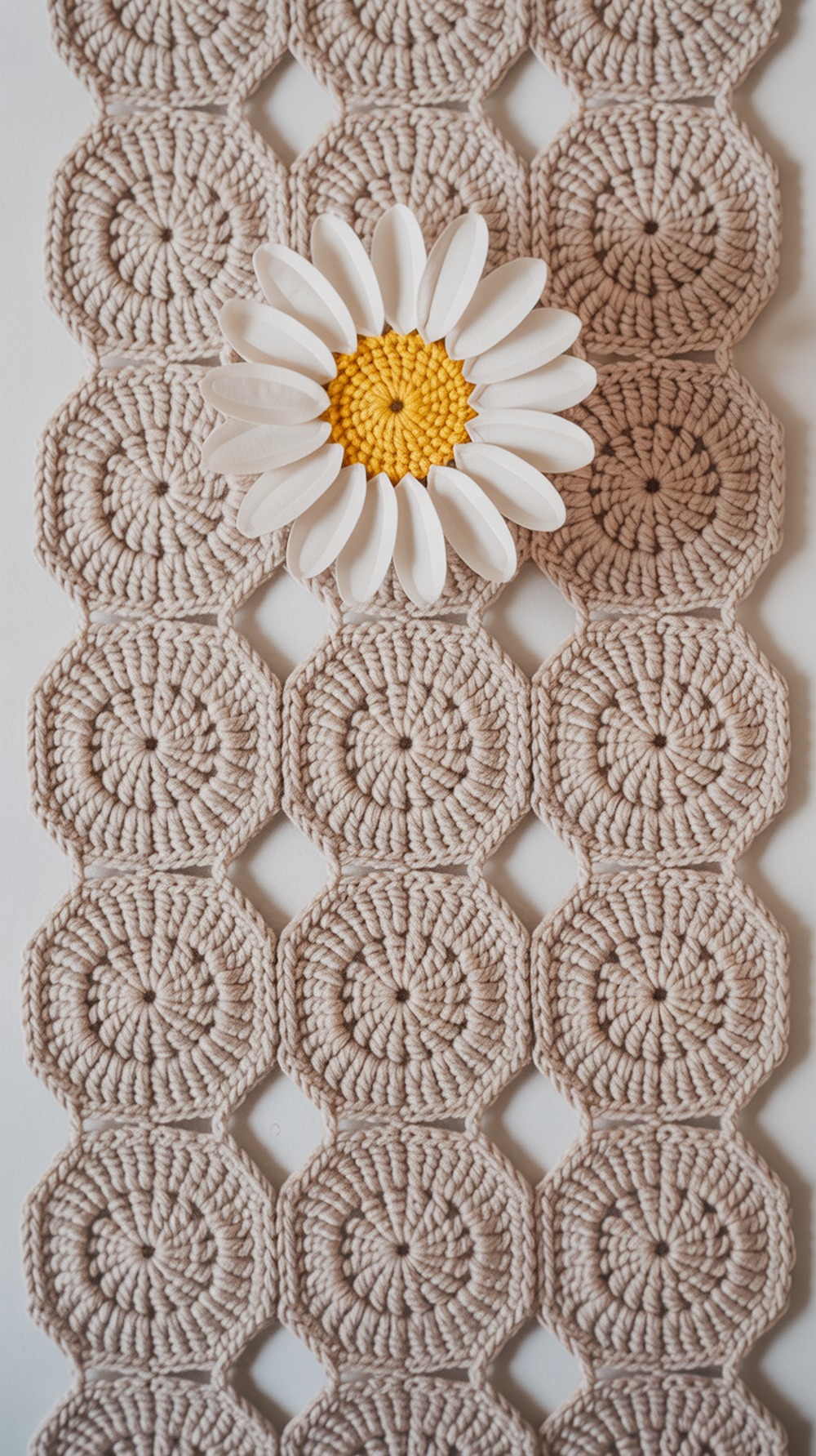 How to Crochet a Granny Hexagon (Adore Crea)