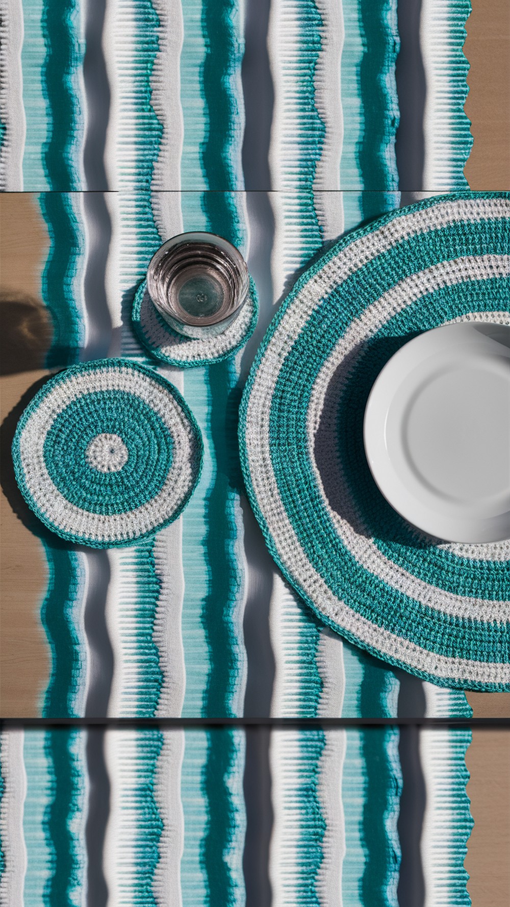 Summer Waves Placemat & Coaster Set