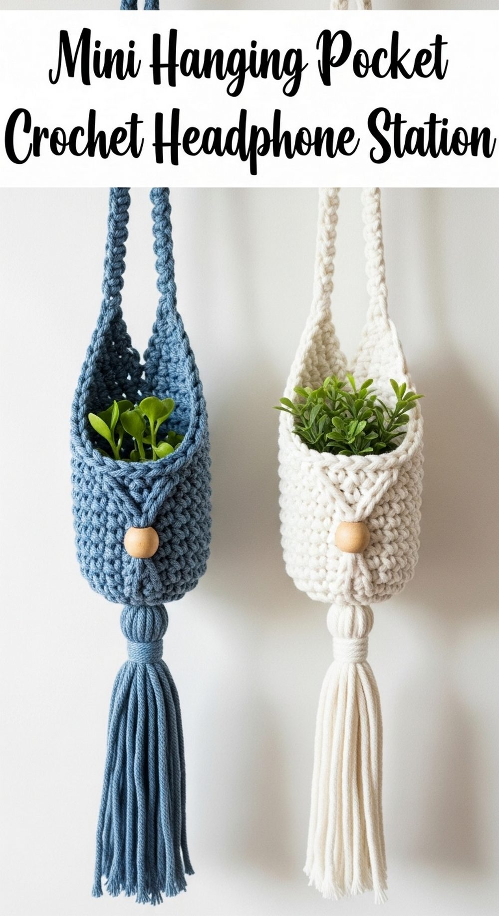 Mini Hanging Pocket Crochet Headphone Station
